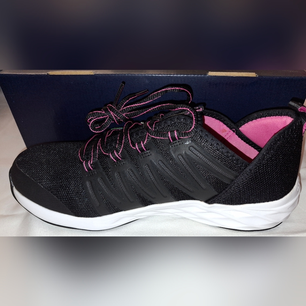 Women's Reebok Astroride Steel Toe Athletic Work Shoes Size 10.5M  Slip Resist.